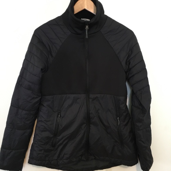 Champion Jackets & Blazers - Champion Women’s Puffer Jacket. Size M